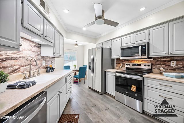 17056 N 107th Avenue, Sun City, AZ 85373