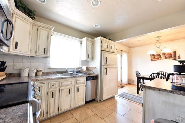 2117 Wyoming Ave, Pueblo, CO 81004