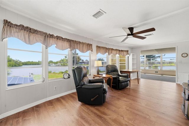 130 ISLAND POINT ROAD, North Port, FL 34287