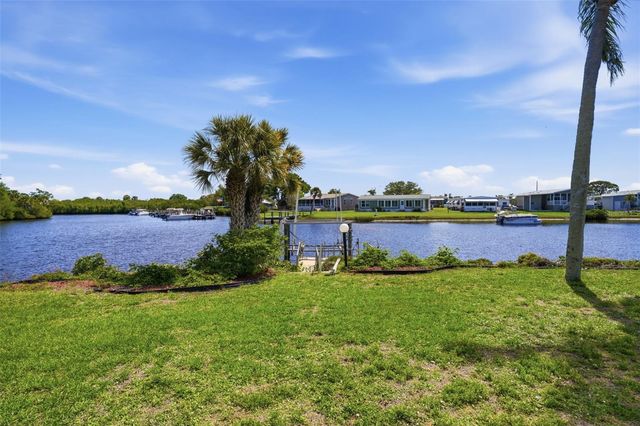 130 ISLAND POINT ROAD, North Port, FL 34287