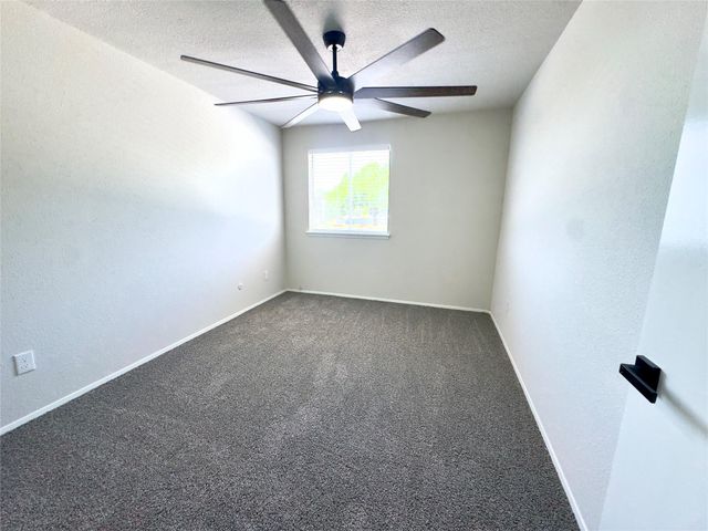 15312 Falmouth Avenue 406, Houston, TX 77084