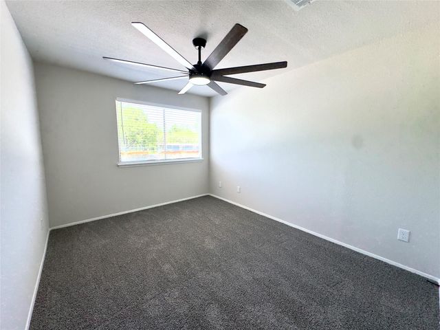 15312 Falmouth Avenue 406, Houston, TX 77084
