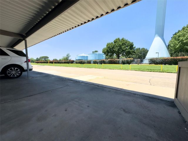 15312 Falmouth Avenue 406, Houston, TX 77084