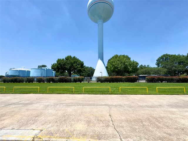 15312 Falmouth Avenue 406, Houston, TX 77084