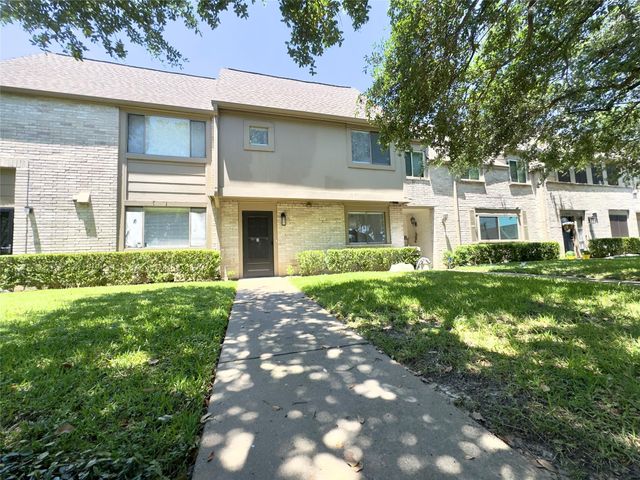 15312 Falmouth Avenue 406, Houston, TX 77084