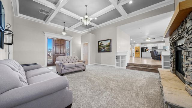 648 Pineneedle Court, Grand Junction, CO 81506