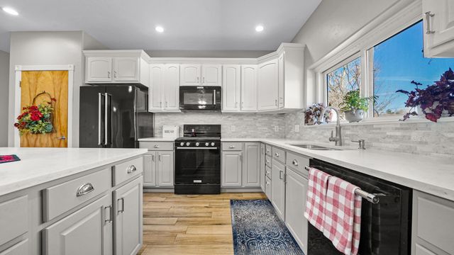 648 Pineneedle Court, Grand Junction, CO 81506