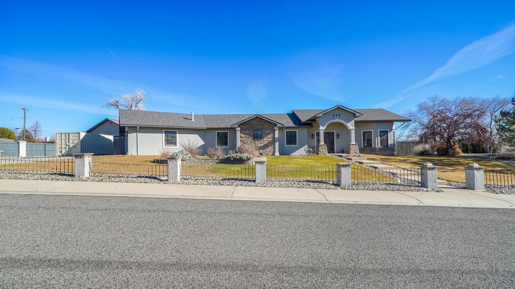 648 Pineneedle Court, Grand Junction, CO 81506