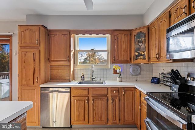 1031 BYRD DR, Woodbury, NJ 08096