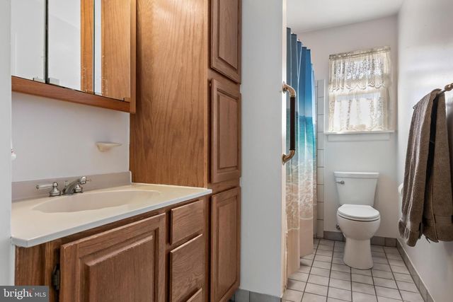 1031 BYRD DR, Woodbury, NJ 08096