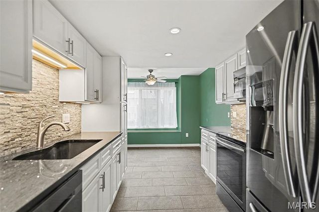 202 King Drive B, St Charles, MO 63303