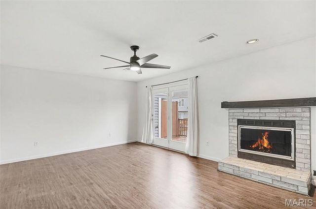 202 King Drive B, St Charles, MO 63303