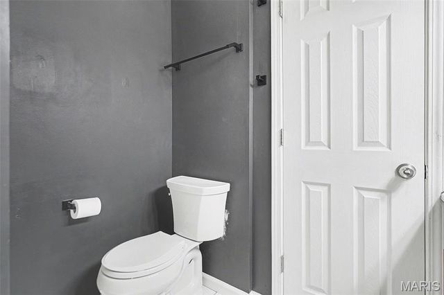 202 King Drive B, St Charles, MO 63303