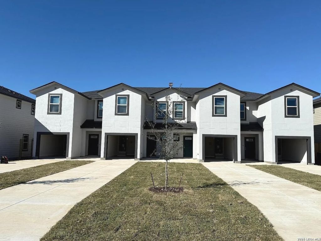 8315 Via Pisa Unit 101, San Antonio, TX 78227