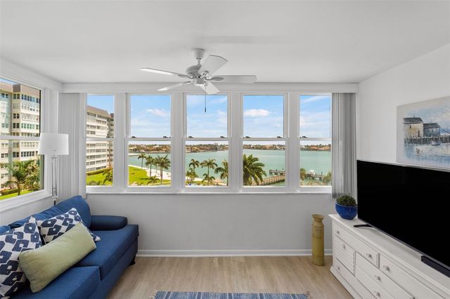 5130 BRITTANY DRIVE S 505, St Petersburg, FL 33715