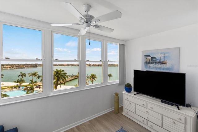 5130 BRITTANY DRIVE S 505, St Petersburg, FL 33715