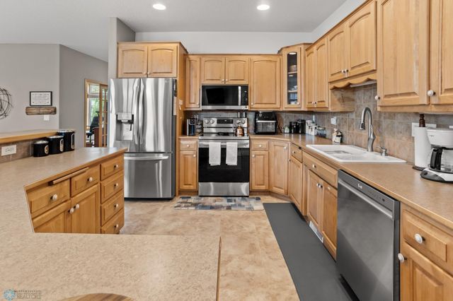 4544 3rd Street S, Moorhead, MN 56560