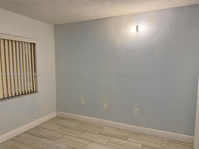 8650 SW 133rd Ave Rd 102, Miami, FL 33183