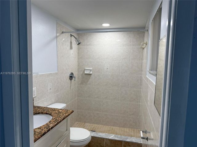 8650 SW 133rd Ave Rd 102, Miami, FL 33183