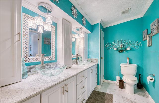 214 DOLPHIN DRIVE N, Oldsmar, FL 34677