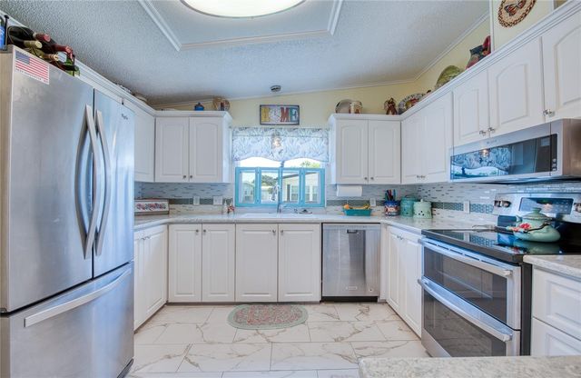 214 DOLPHIN DRIVE N, Oldsmar, FL 34677