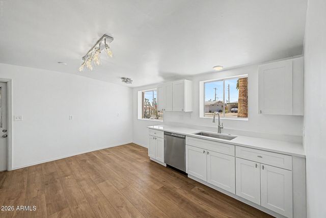 5209 E BUTTE Street, Mesa, AZ 85205