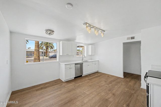 5209 E BUTTE Street, Mesa, AZ 85205