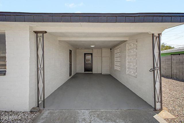 5209 E BUTTE Street, Mesa, AZ 85205