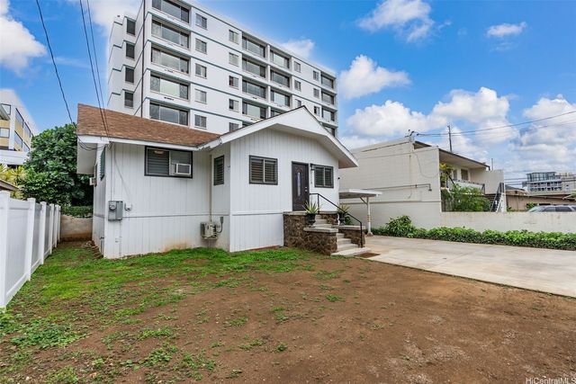 1113 Villa Lane, Honolulu, HI 96826