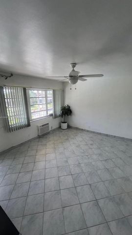 500 Layne Blvd 14, Hallandale Beach, FL 33009