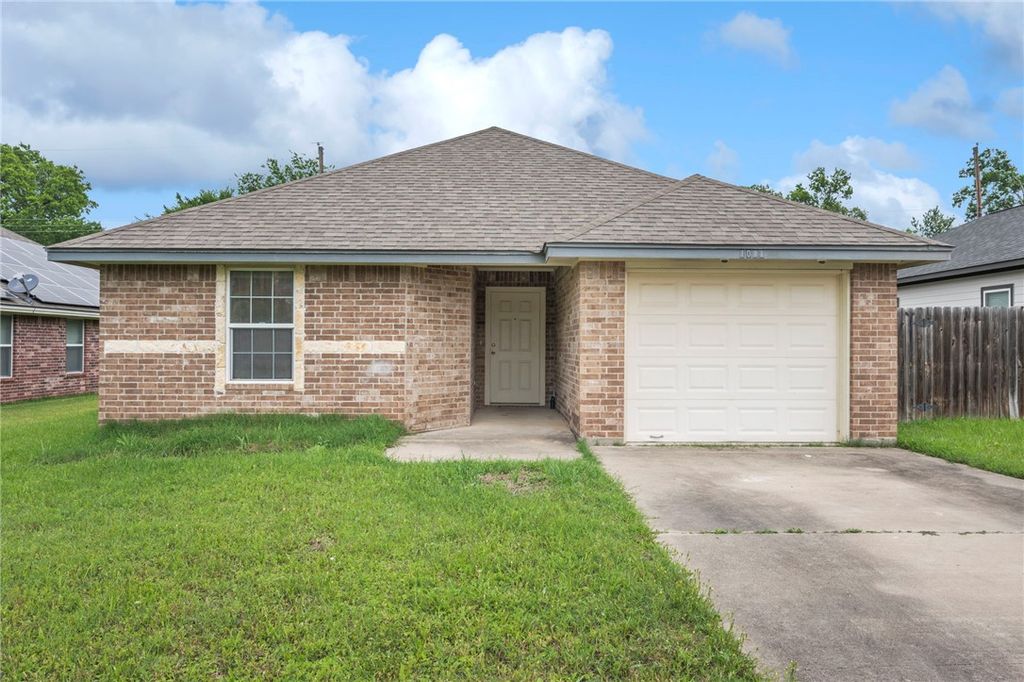 1011 Bittle Lane, Bryan, TX 77803