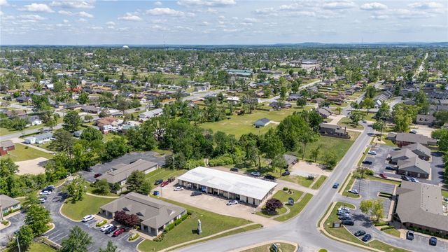 201 S 20th Street, Rogers, AR 72758