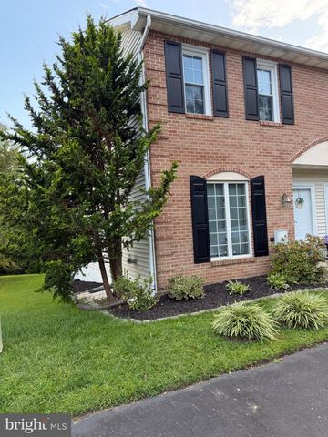 4704 WEATHERHILL DR, Wilmington, DE 19808