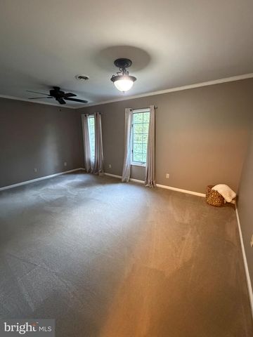 4704 WEATHERHILL DR, Wilmington, DE 19808