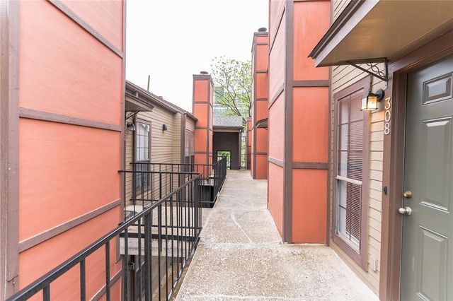 706 W 24th ST 205, Austin, TX 78705
