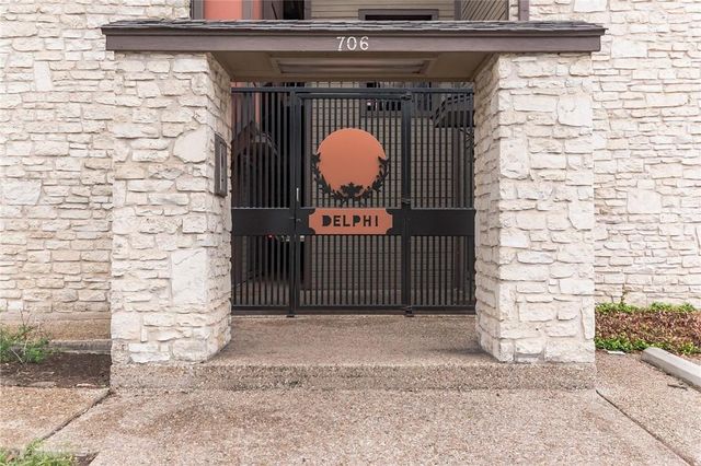 706 W 24th ST 205, Austin, TX 78705
