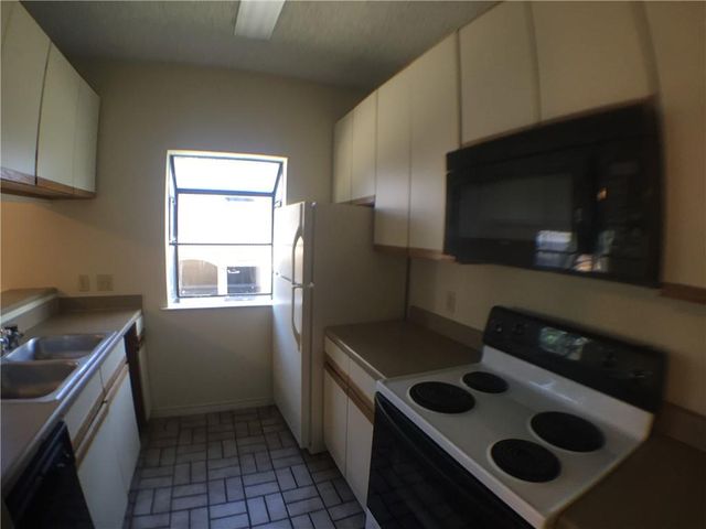 706 W 24th ST 205, Austin, TX 78705