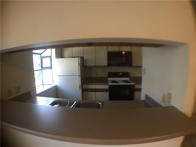 706 W 24th ST 205, Austin, TX 78705