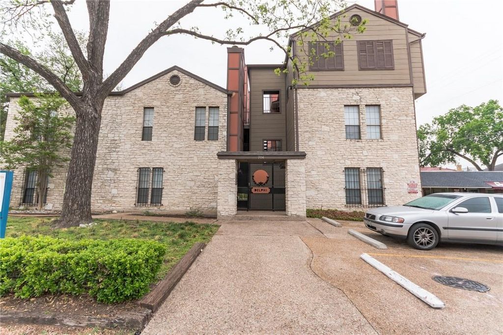 706 W 24th ST 205, Austin, TX 78705