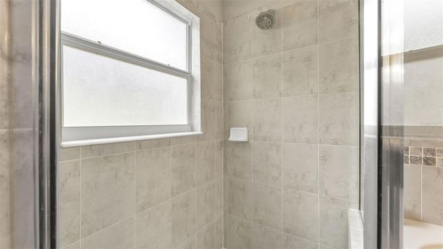 1456 WALLACE MANOR LOOP, Winter Haven, FL 33880