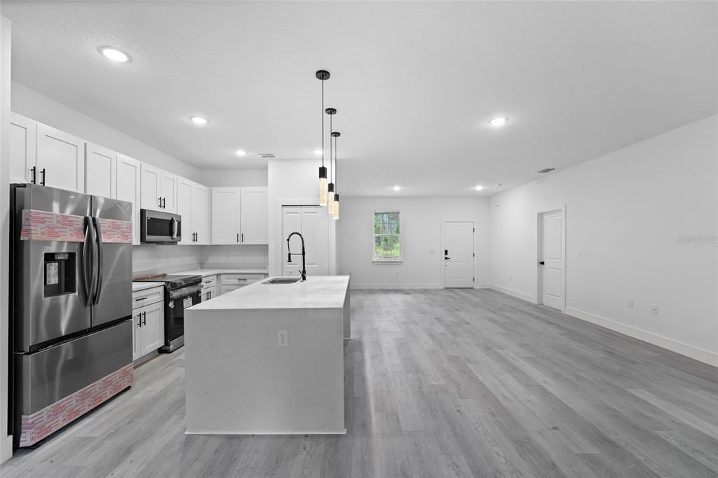 Image 4 of property listing at 4422 BADALI ROAD, North Port, FL 34286