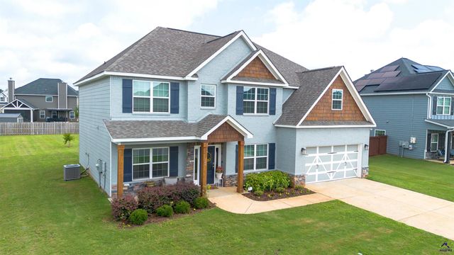 204 Weeping Moss Way, Kathleen, GA 31047
