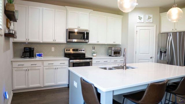 204 Weeping Moss Way, Kathleen, GA 31047