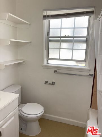639 S Cochran Avenue 201, Los Angeles, CA 90036