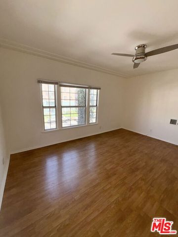 639 S Cochran Avenue 201, Los Angeles, CA 90036