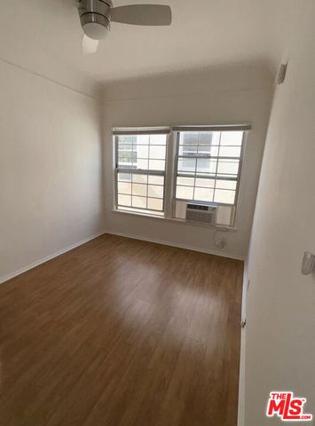 639 S Cochran Avenue 201, Los Angeles, CA 90036