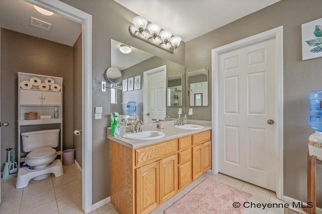 1513 SUNNY HILL, Cheyenne, WY 82001