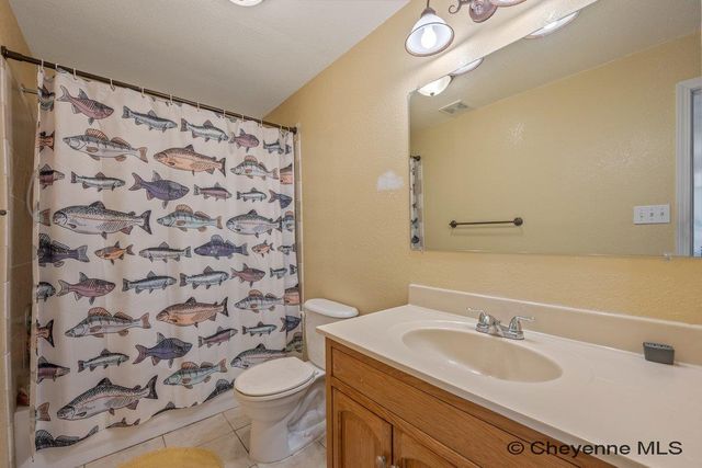 1513 SUNNY HILL, Cheyenne, WY 82001