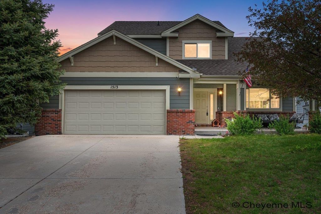 1513 SUNNY HILL, Cheyenne, WY 82001