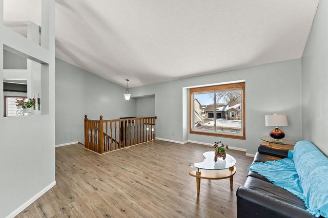 14797 Haven Drive, Apple Valley, MN 55124